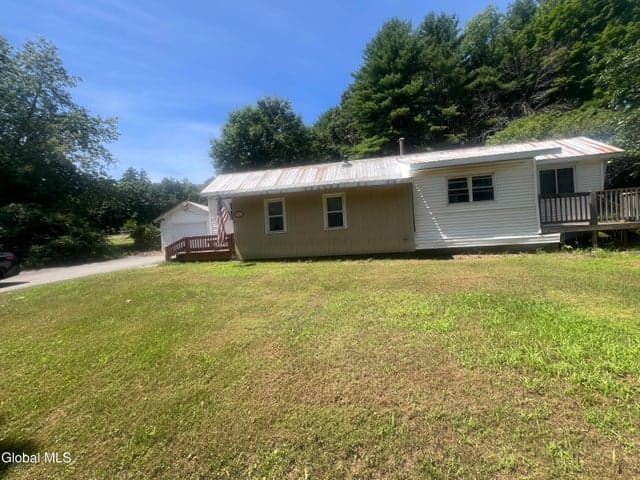 311 Vandenburgh Point Road, Gloversville, NY, photo 2