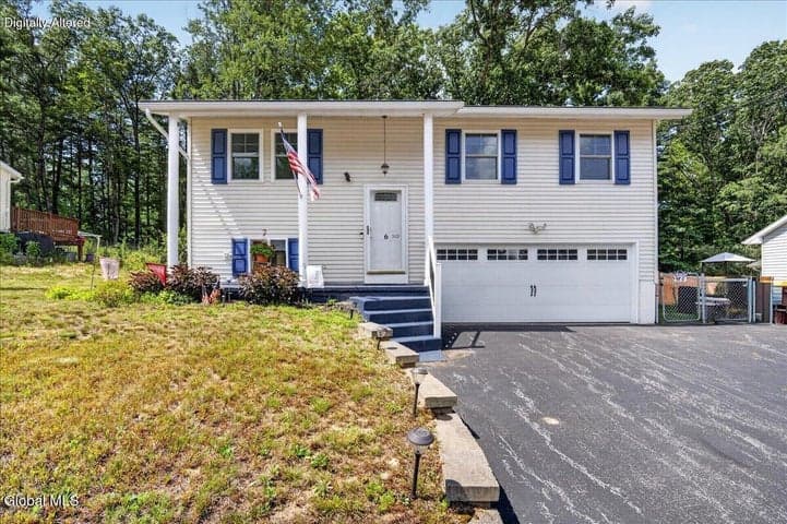 6 Curt Boulevard, Saratoga Springs, NY