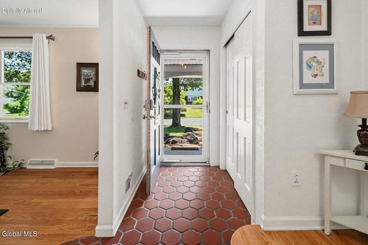 95 Meadowland Street, Delmar, NY, photo 3