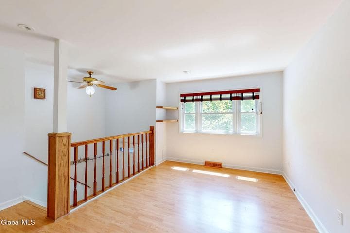 41 Holly Boulevard, Scotia, NY, photo 4