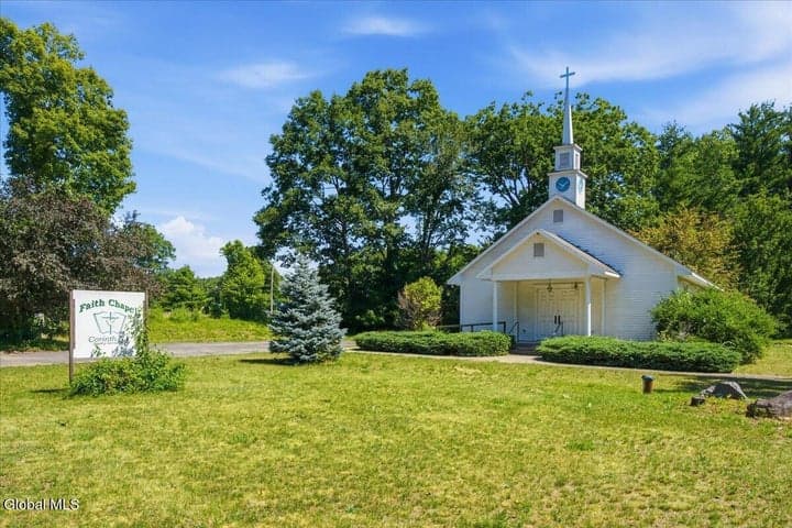 82 Heath Road, Corinth, NY