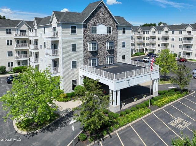 8 Wall Street #Unit 335, Clifton Park, NY