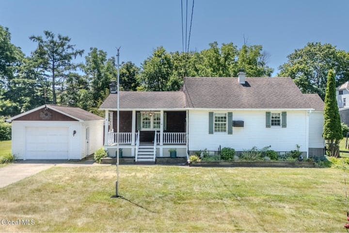 86 Old Schaghticoke Road, Schaghticoke, NY, photo 1