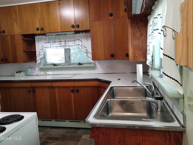 10 Jackson Street, Hoosick Falls, NY, photo 4