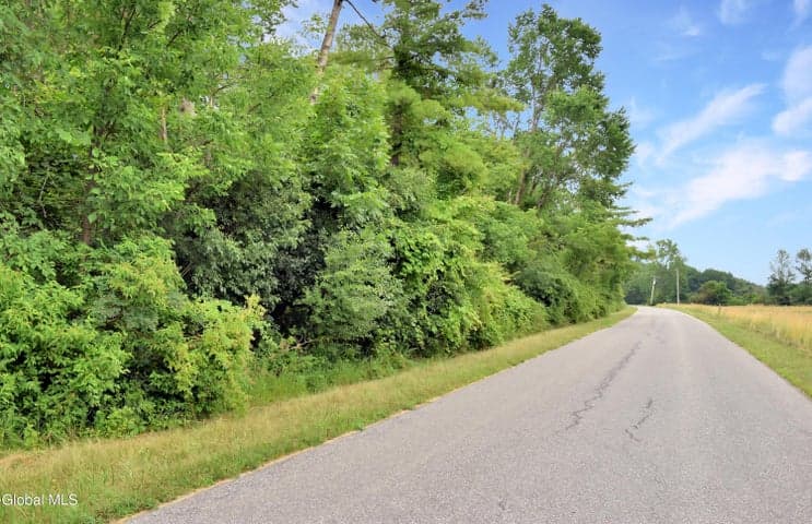 583 Hunter Road, Fort Edward, NY, photo 2