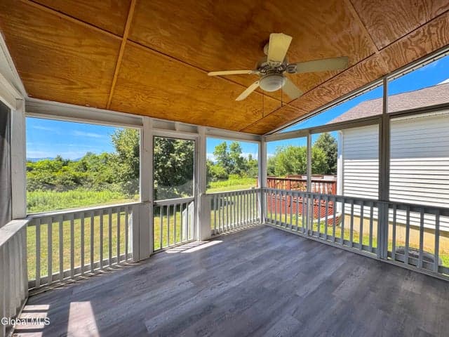 115 Skyview Drive, Greenville, NY, photo 2