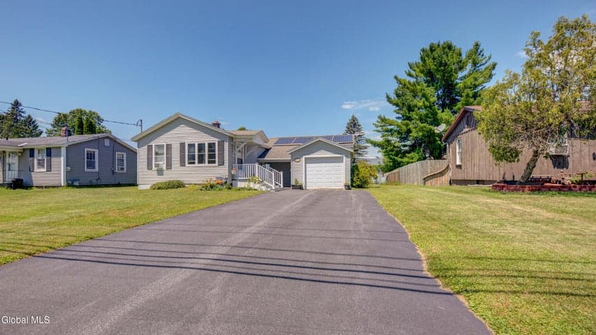 413 W Main Street, Johnstown, NY, photo 2