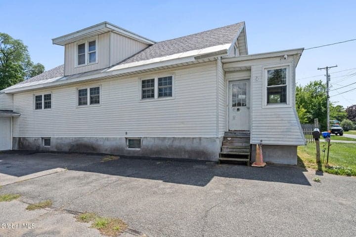126 Daniels Avenue, Schenectady, NY, photo 2