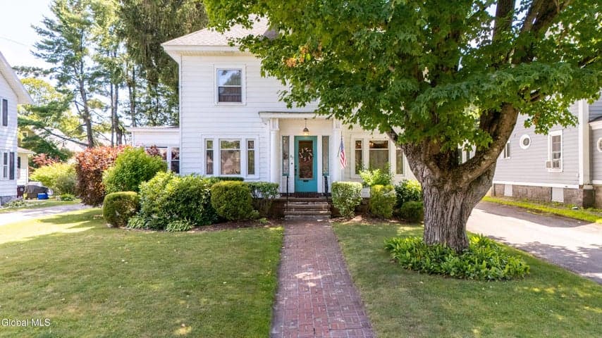 82 Oakland Avenue, Gloversville, NY, photo 2