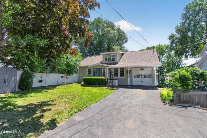 29 McNutt Avenue, Albany, NY, photo 2
