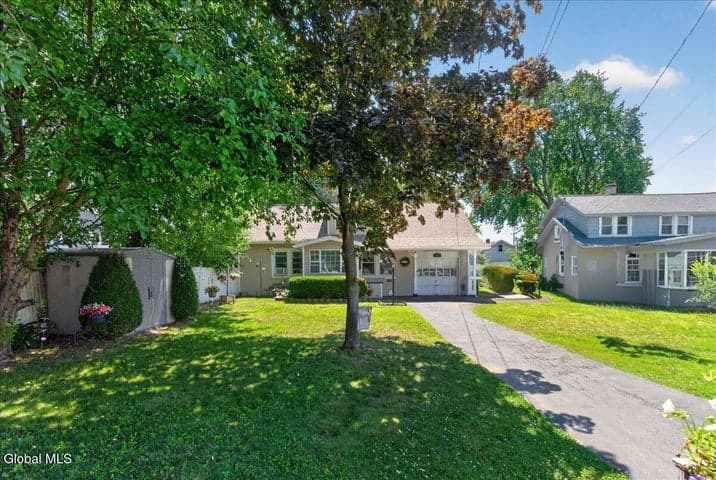 29 McNutt Avenue, Albany, NY, photo 3