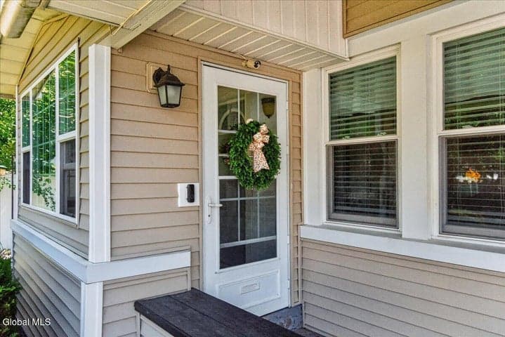 29 McNutt Avenue, Albany, NY, photo 4