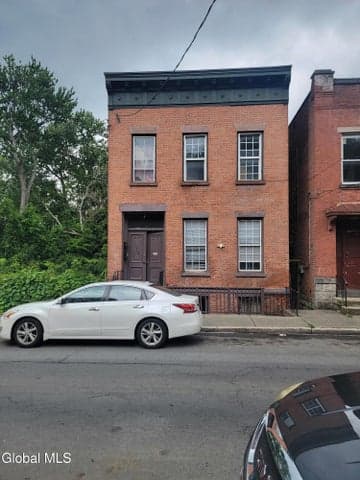 375 8th Street, Troy, NY