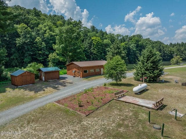 213 Fiddlers Elbow Road, Greenwich, NY, photo 3