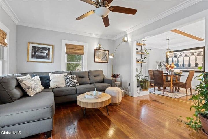 31 Ash Street, Saratoga Springs, NY, photo 4