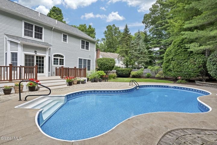 73 Robinwood Drive, Clifton Park, NY, photo 2
