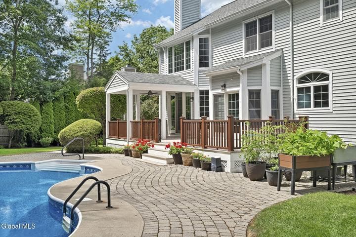 73 Robinwood Drive, Clifton Park, NY, photo 3
