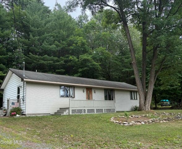 119 Seven Hills Road, Northville, NY