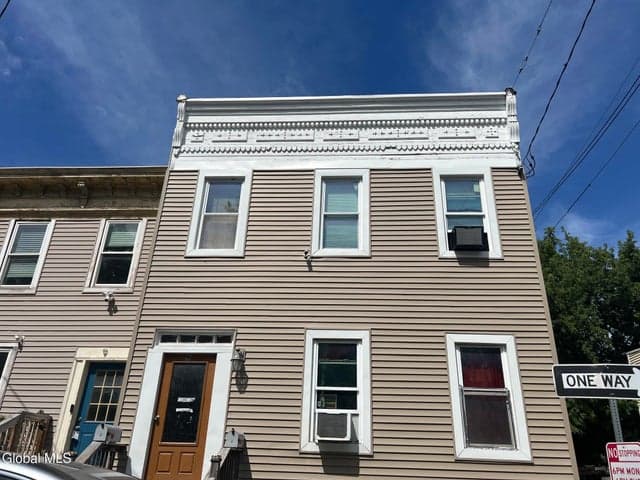 97 3rd Avenue, Albany, NY