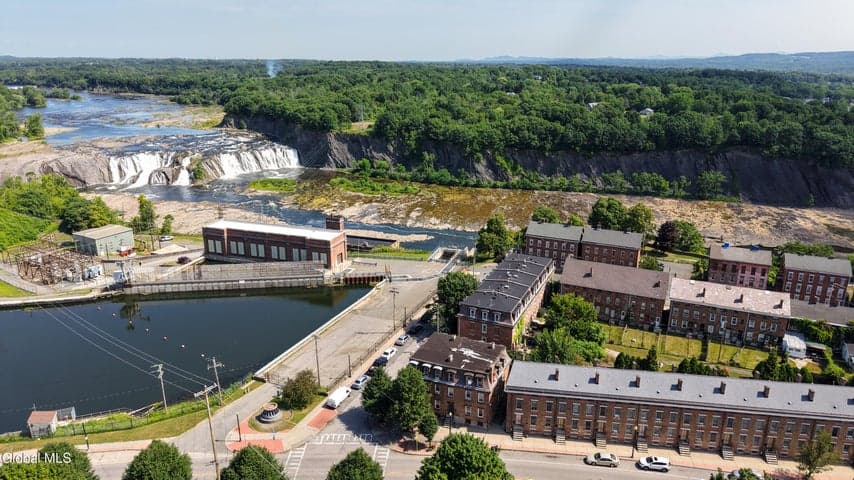 15 N Mohawk Street, Cohoes, NY, photo 5