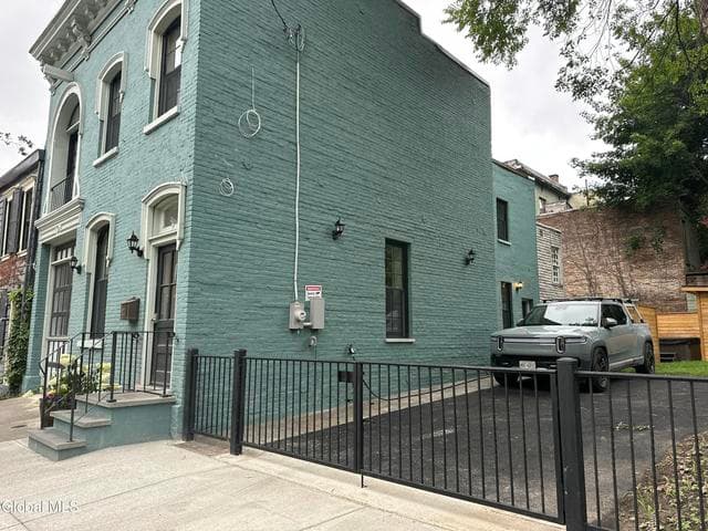 2 Spring Street, Albany, NY, photo 4
