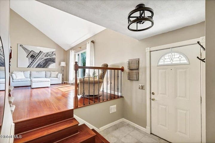 118 Southbury Road, Clifton Park, NY, photo 5