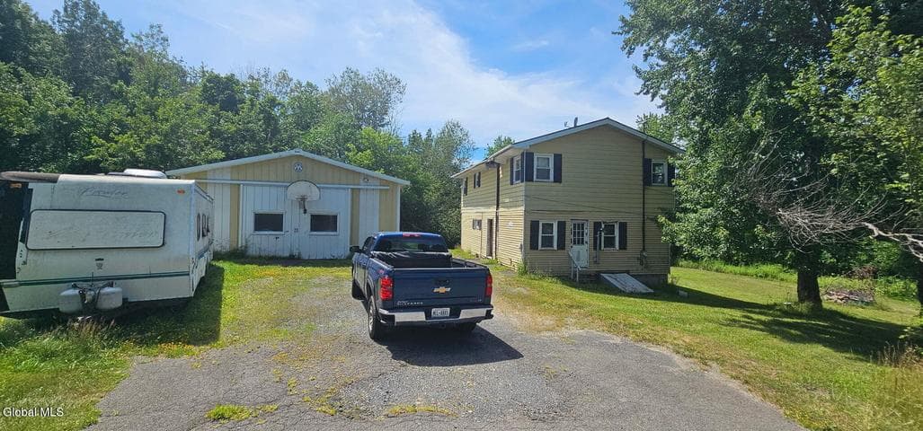 50 Lenox Road, Nassau, NY