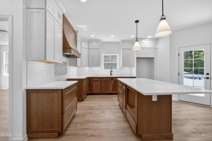 9 Kenzie Court, Ballston, NY, photo 4