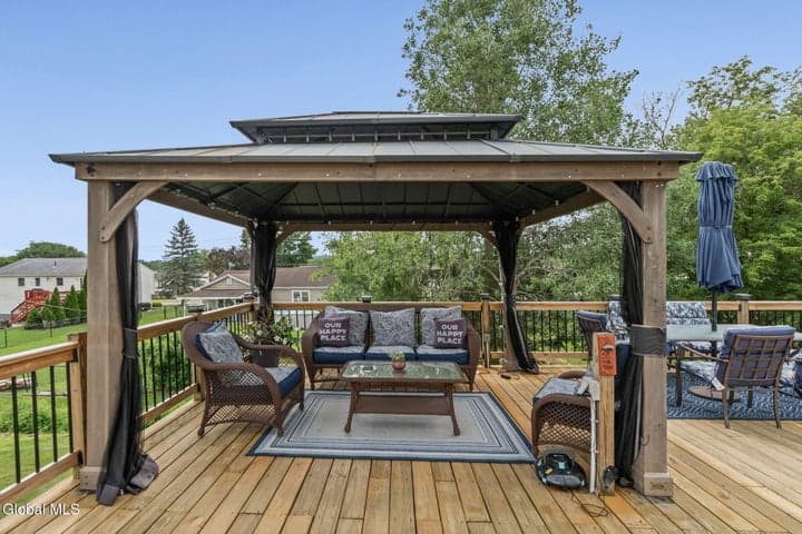 117 E Windswept Drive, Amsterdam, NY, photo 5