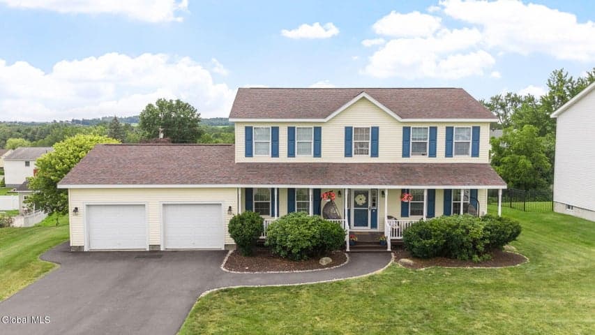 117 E Windswept Drive, Amsterdam, NY, photo 1