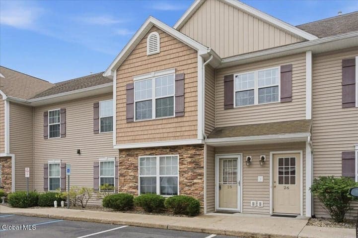 2000 Curry Road #25, Schenectady, NY, photo 2