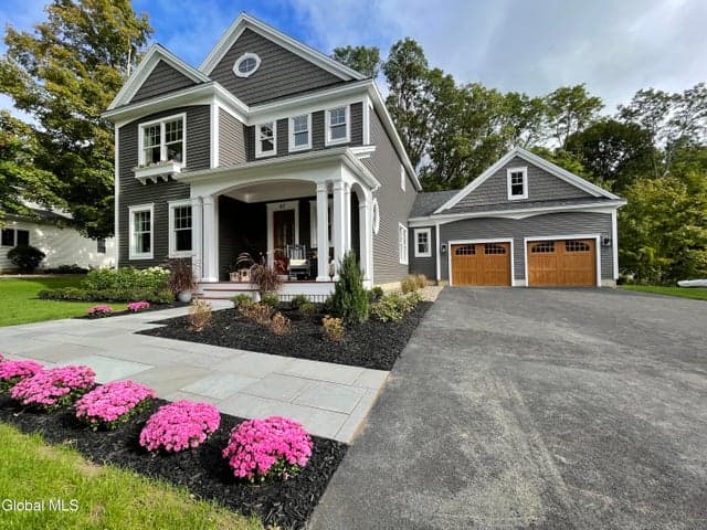 48 Cannon Royal Drive, Wilton, NY, photo 4