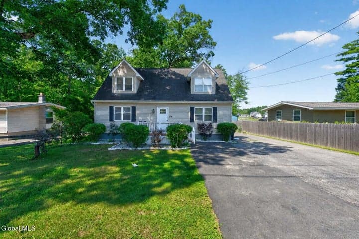 328 Stone Church Road, Milton, NY