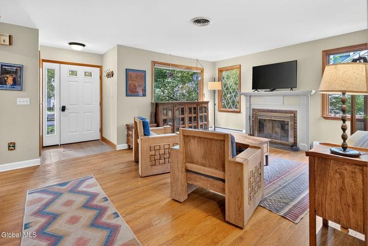 1528 Regent Street, Schenectady, NY, photo 3