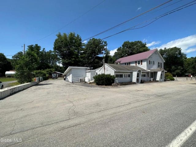85 Lake Avenue, Lake Luzerne, NY, photo 2