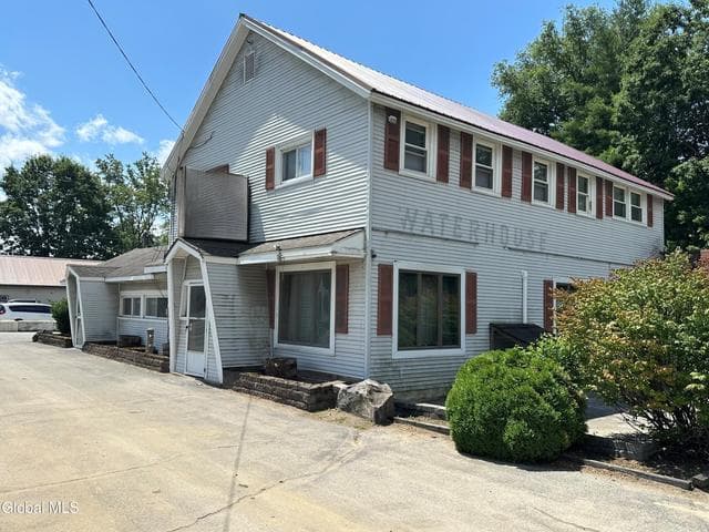 85 Lake Avenue, Lake Luzerne, NY, photo 3