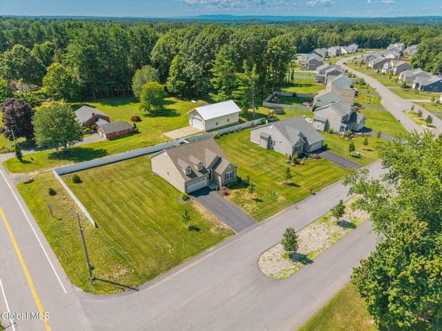 1 Summerhill Drive, Ballston, NY, photo 3