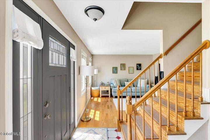 11 Brinker Circle, Glenmont, NY, photo 4