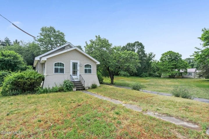 14 Rapp Road, Albany, NY