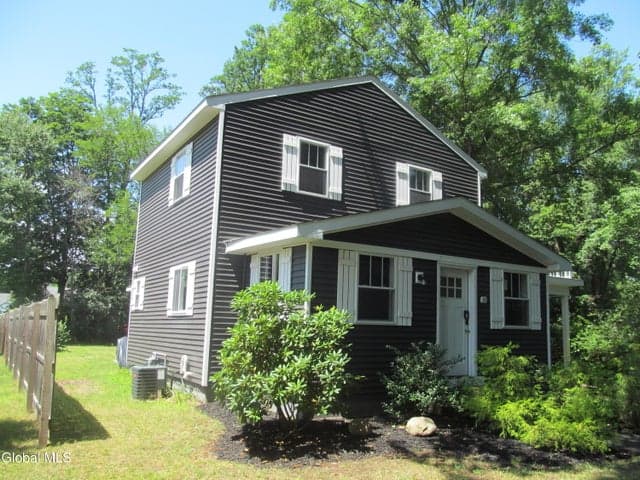 18 Valleyview Avenue, Schenectady, NY, photo 2