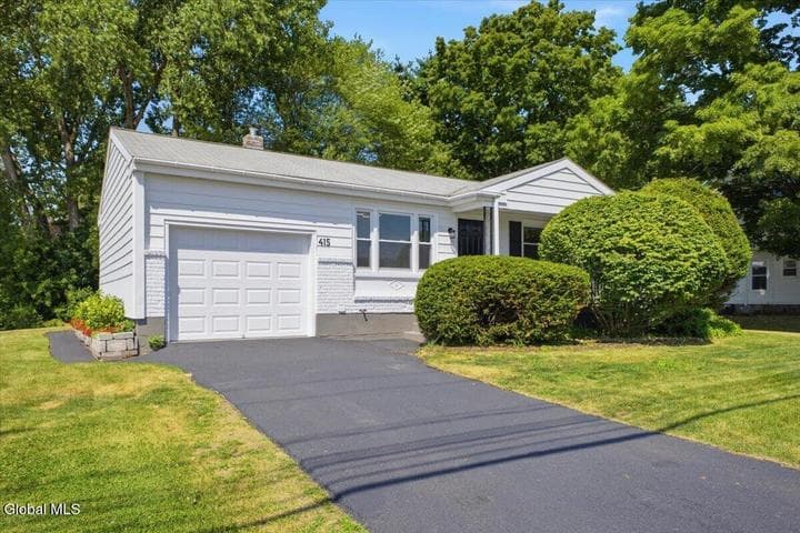 415 Bay Road, Queensbury, NY, photo 2