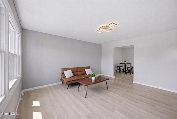 415 Bay Road, Queensbury, NY, photo 4