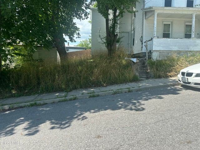 6 Henry Street, Amsterdam, NY, photo 3