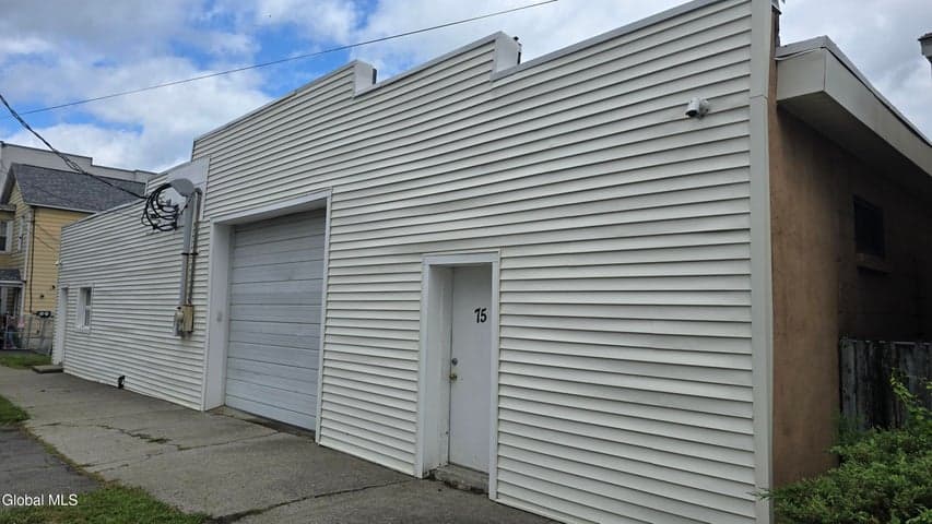 75 Jackson Avenue, Cohoes, NY, photo 2