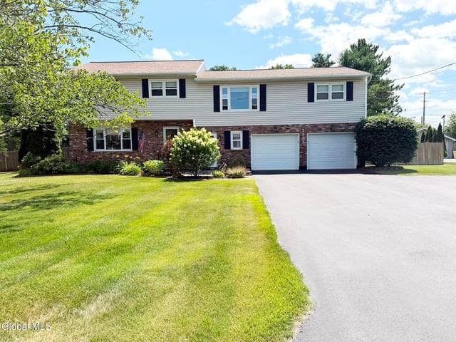 3008-3010 Sunset Lane, Guilderland, NY, photo 2
