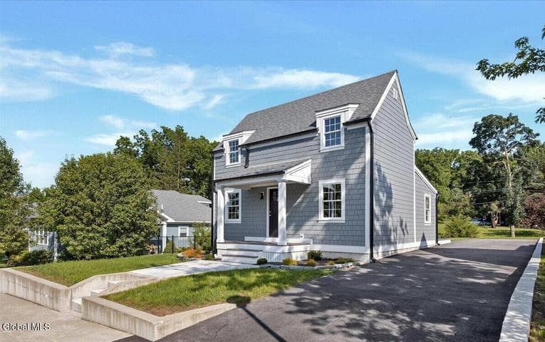 3 Milo Street, Greenport, NY, photo 2