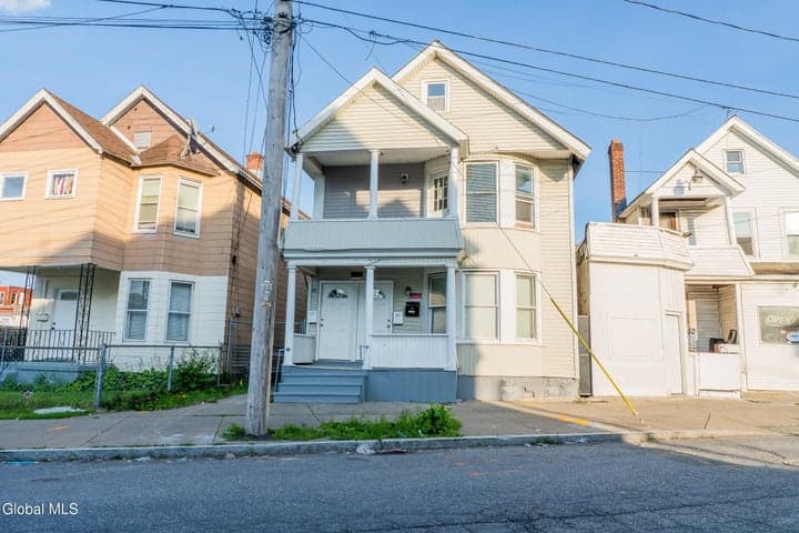 311 Craig Street, Schenectady, NY
