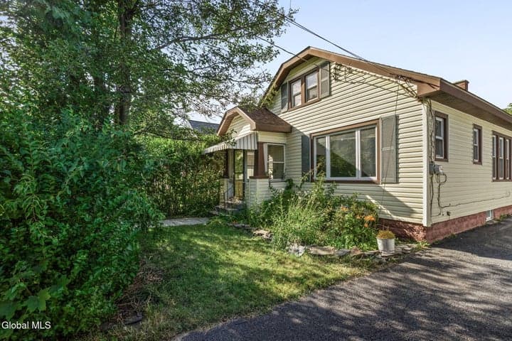 418 Charles Street, Scotia, NY, photo 3