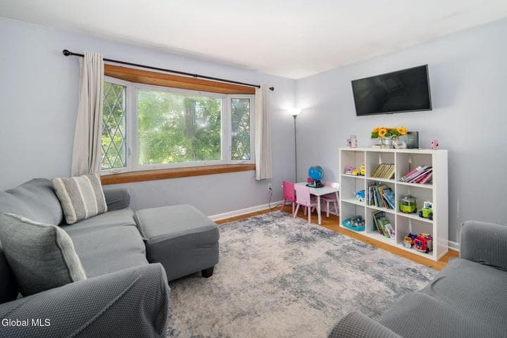14 Warren Avenue, Albany, NY, photo 5
