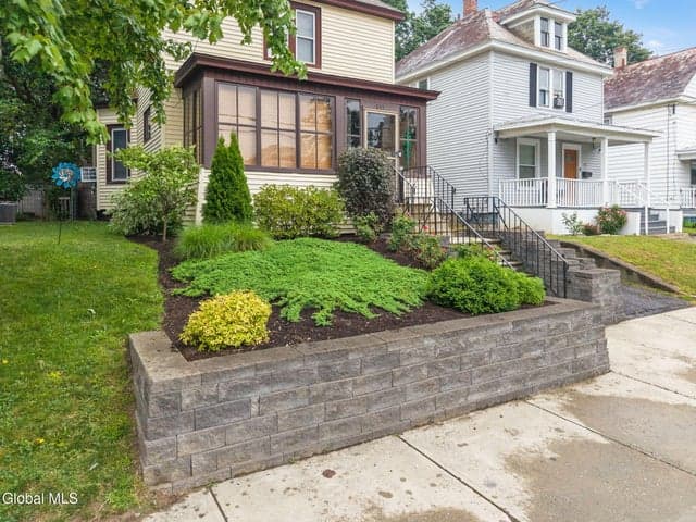 833 Harrison Avenue, Schenectady, NY, photo 5